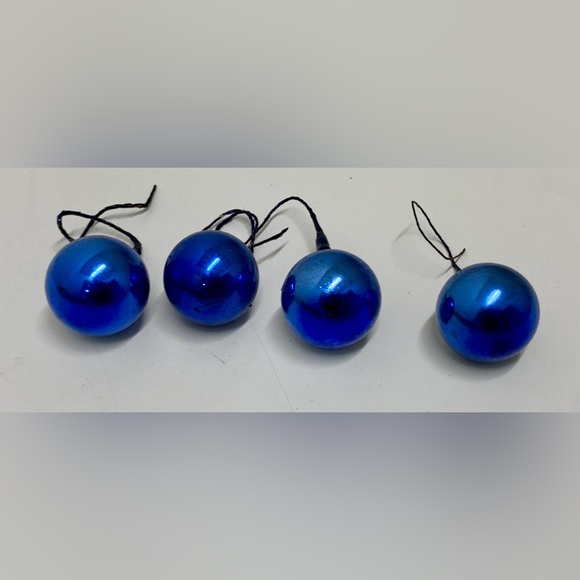 Set of 4 Vintage Blue Globe Christmas Tree Ornaments - Picture 3 of 7